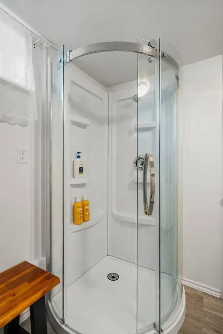 Voyager'S Hub- Calgary Innercity 3Bd 4Bed Sleeps 8 Holiday home