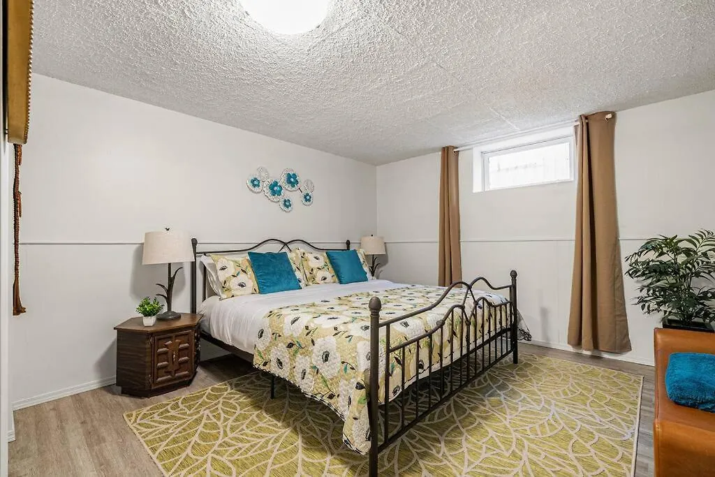 Voyager'S Hub- Calgary Innercity 3Bd 4Bed Sleeps 8 Canada