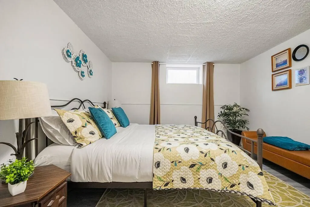 Voyager'S Hub- Calgary Innercity 3Bd 4Bed Sleeps 8 Canada