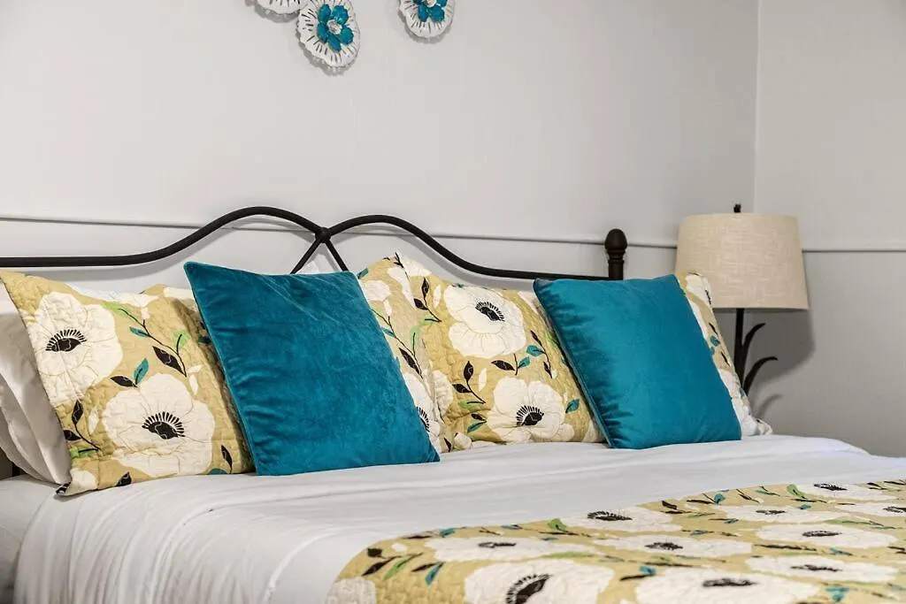 Voyager'S Hub- Calgary Innercity 3Bd 4Bed Sleeps 8 0*,