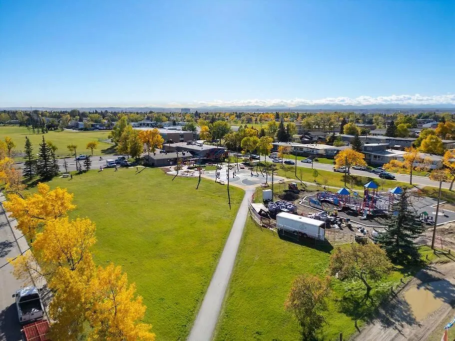 Voyager'S Hub- Calgary Innercity 3Bd 4Bed Sleeps 8 0*,